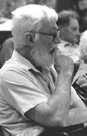 Bill Scott at the National Folklore Conference at Kuringai CAE in the early 80s.