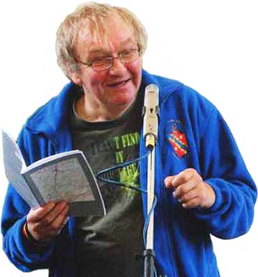 Photo of Les Barker at the National Folk Festival